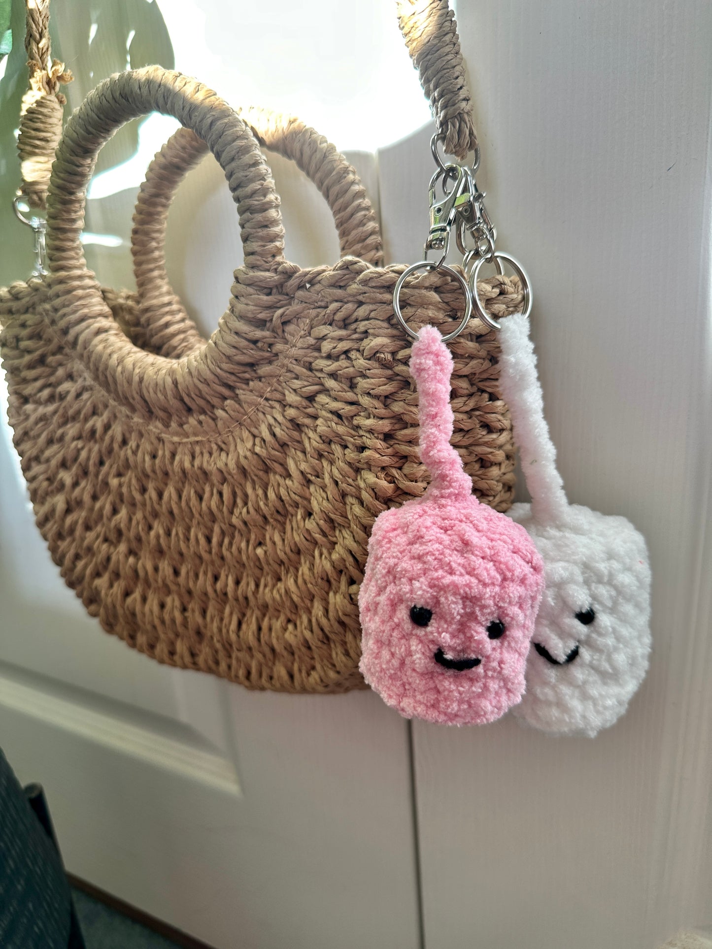Cute Plush Crochet White Marshmallow keyring